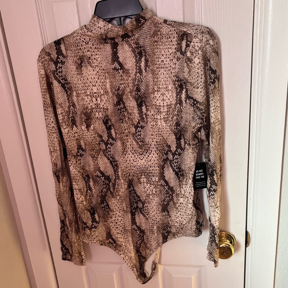 SUPERSOFT FITTED SNAKESKIN TURTLENECK LONG SLEEVE BODYSUIT
